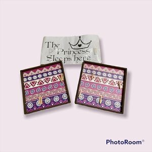 3/$10 item! Girls Room Bundle